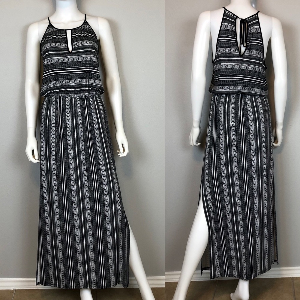 AMBAR Sleeveless Black & White Beach Dress🐣